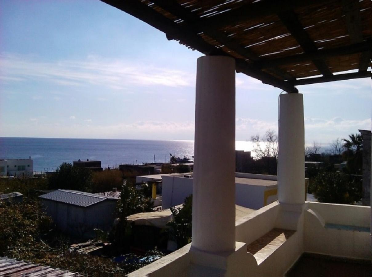Case La Pergola Stromboli Extérieur photo