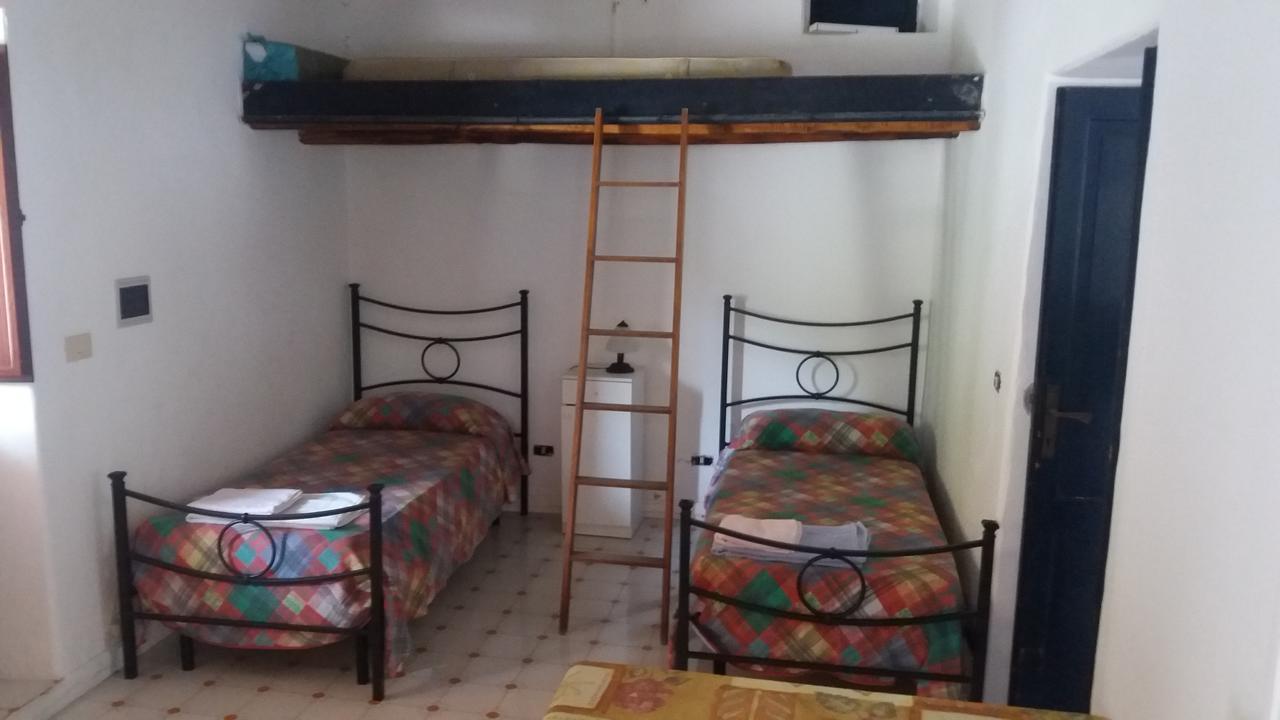 Case La Pergola Stromboli Extérieur photo